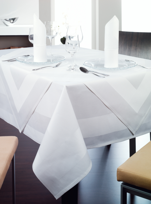 TESSIN Tischdecke mit Atlaskante - 130 x 130 cm - Baumwolle - Weiß