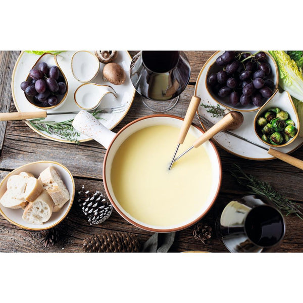 PINTAR Teller, oval - (29 x 26 cm) - Weiß mit braunen Punkten